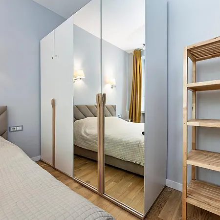Living - Jaksto Place Apartment *